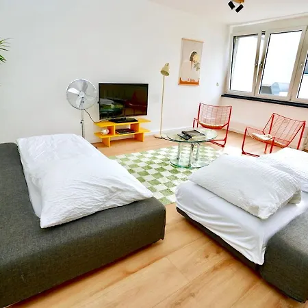 شقة Trendy With Cathedral View *